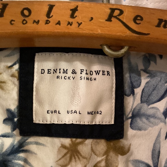 NWOT Denim & Flower Button Down Flowered Cotton Shirt - Picture 2 of 3